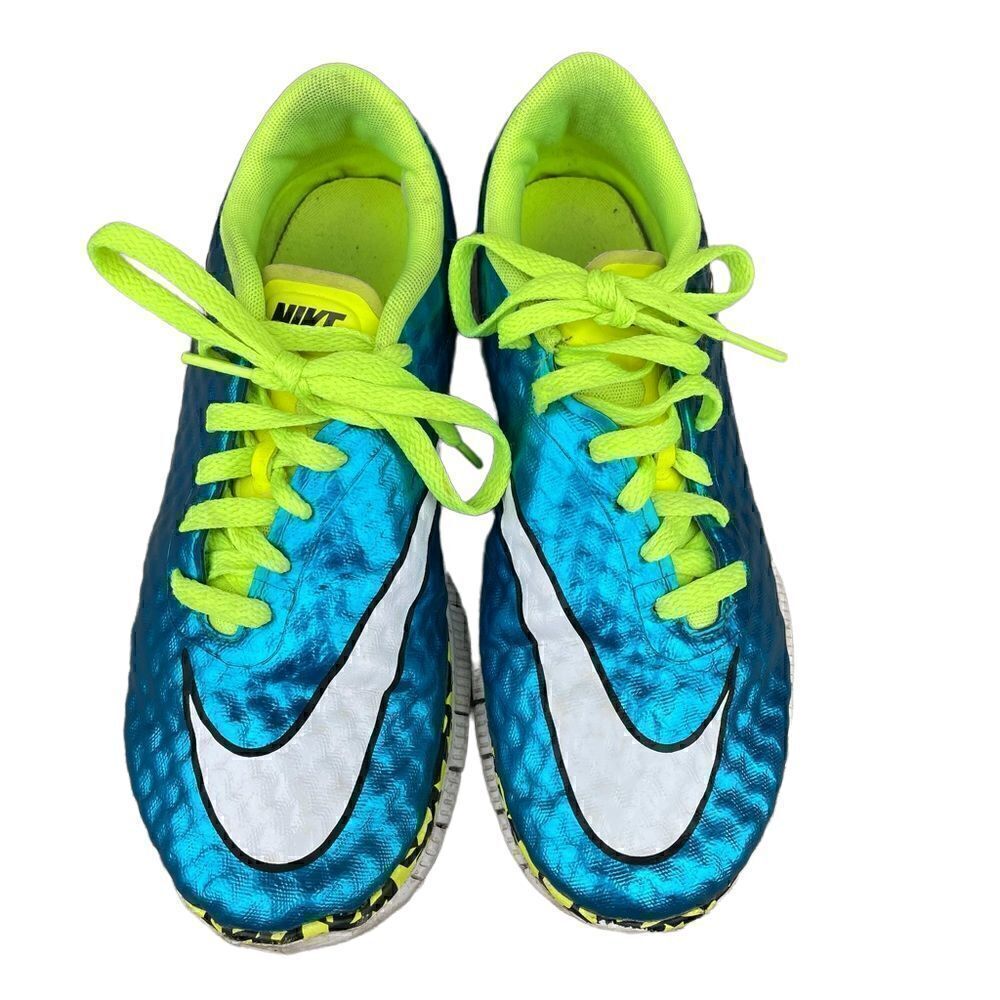 𝅺nike Metallic Blue and Neon Green Predator Shiny Sneakers - Picture 7 of 9